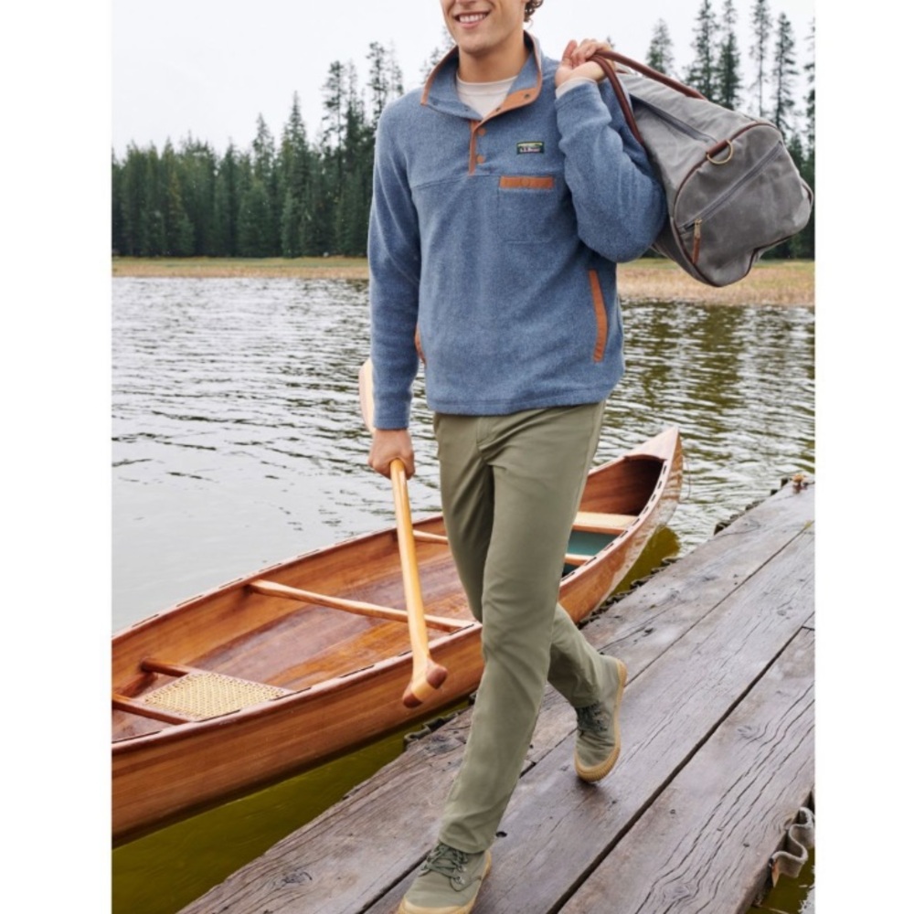 L.L. Bean Men's Venture Stretch 5 Pocket Standard fit 5 pocket Khaki Chinos